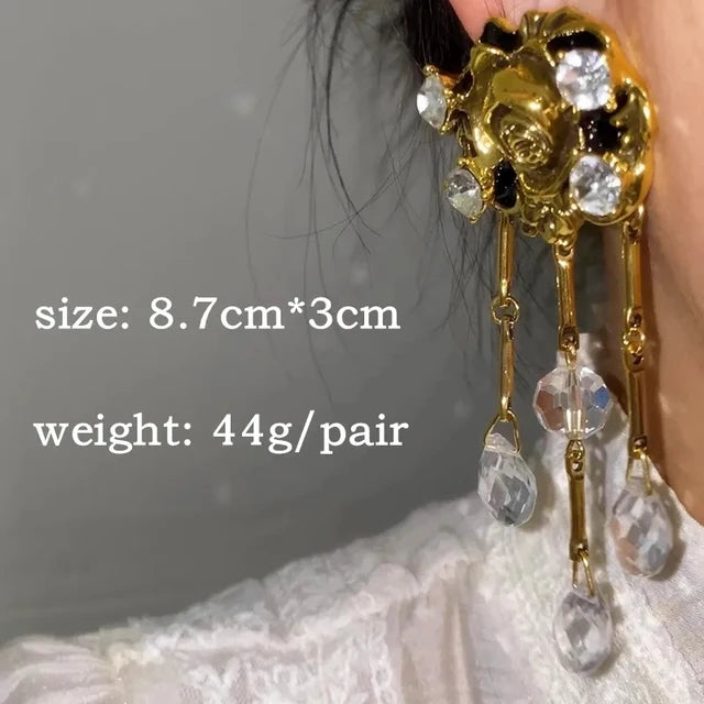 New Big Metal Stud Earring Love Heart Waterdrop for Women Gold Color Jewelry Palace Style Travel Gifts