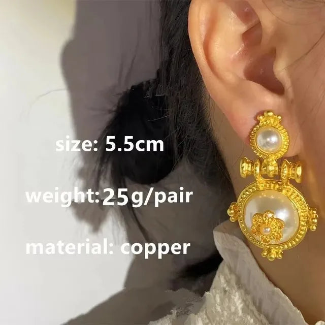 New Big Metal Stud Earring Love Heart Waterdrop for Women Gold Color Jewelry Palace Style Travel Gifts