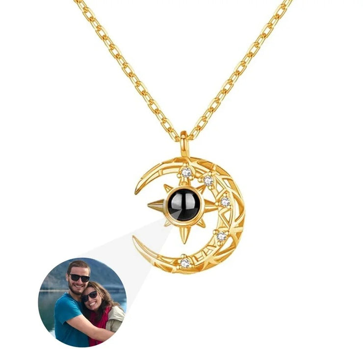Personalized photo and image necklace from Europe and America, projection necklace, crescent pendant with photo necklace, ladies' moon jewelry